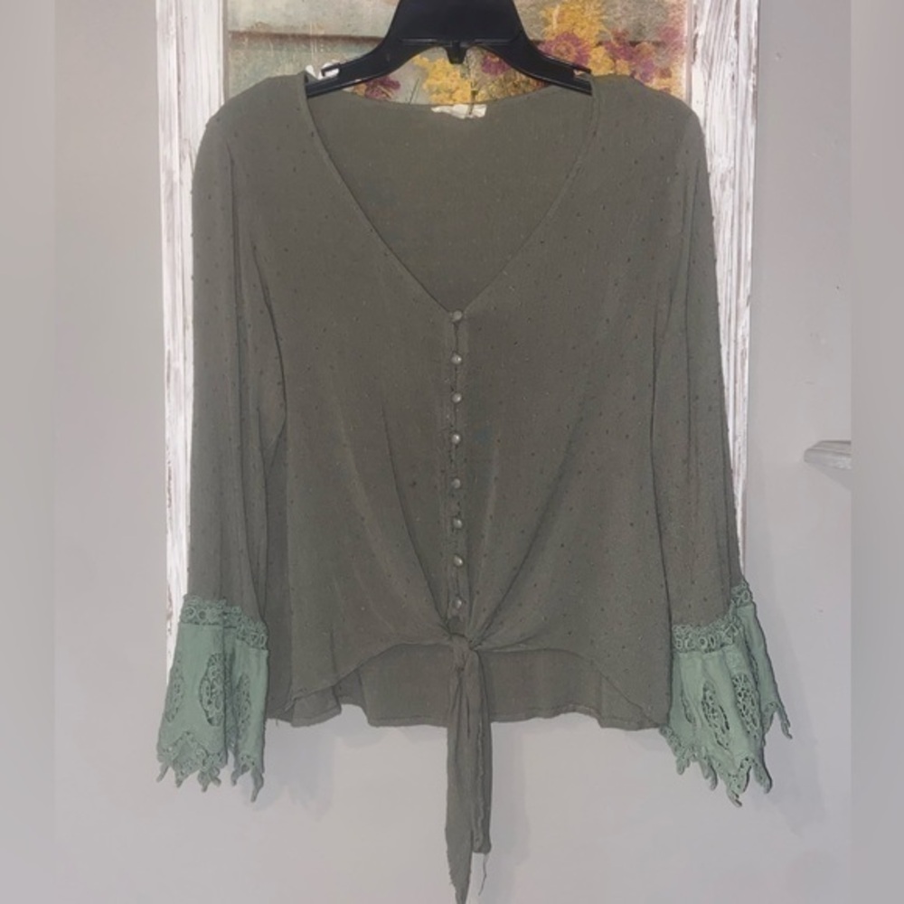 Anthropologie Entro Top Womens Small Green Boho Bell Crochet Sleeve Tie